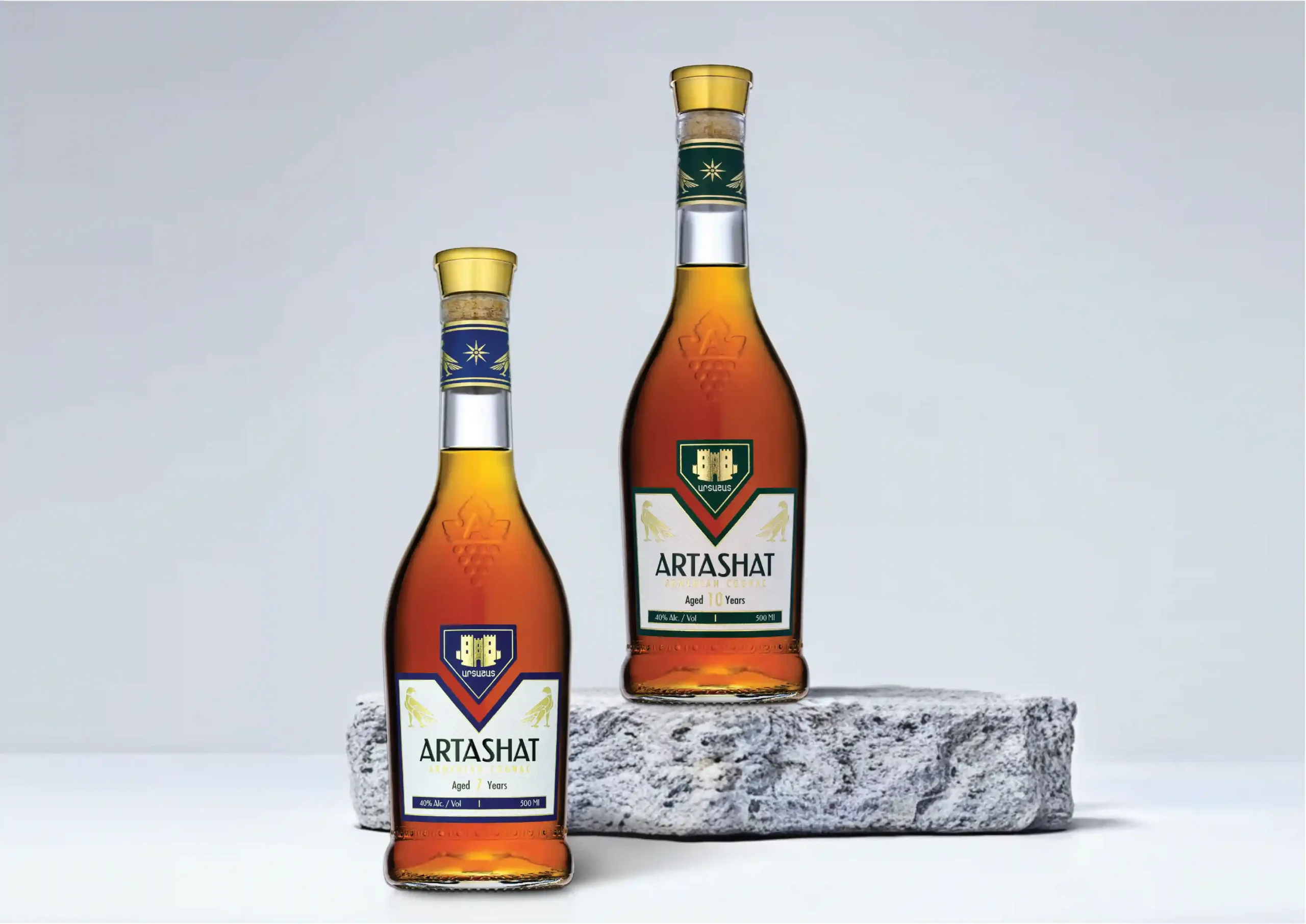 Label typography and emblem on Artashat Cognac packaging